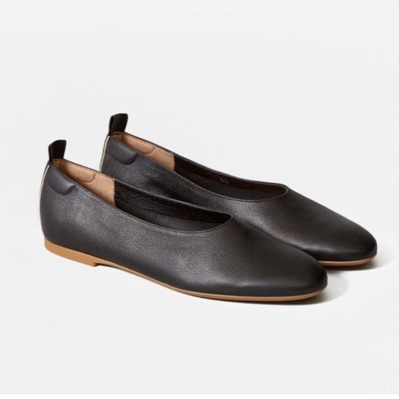 Everlane Shoes - Everlane Black Leather Day Glove Flats